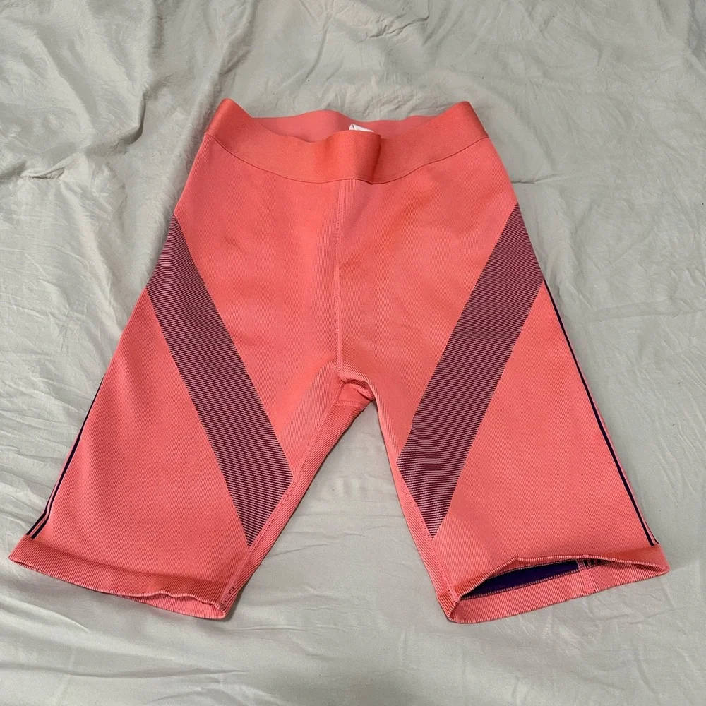 Fabletics Outift - Picture 9 of 16